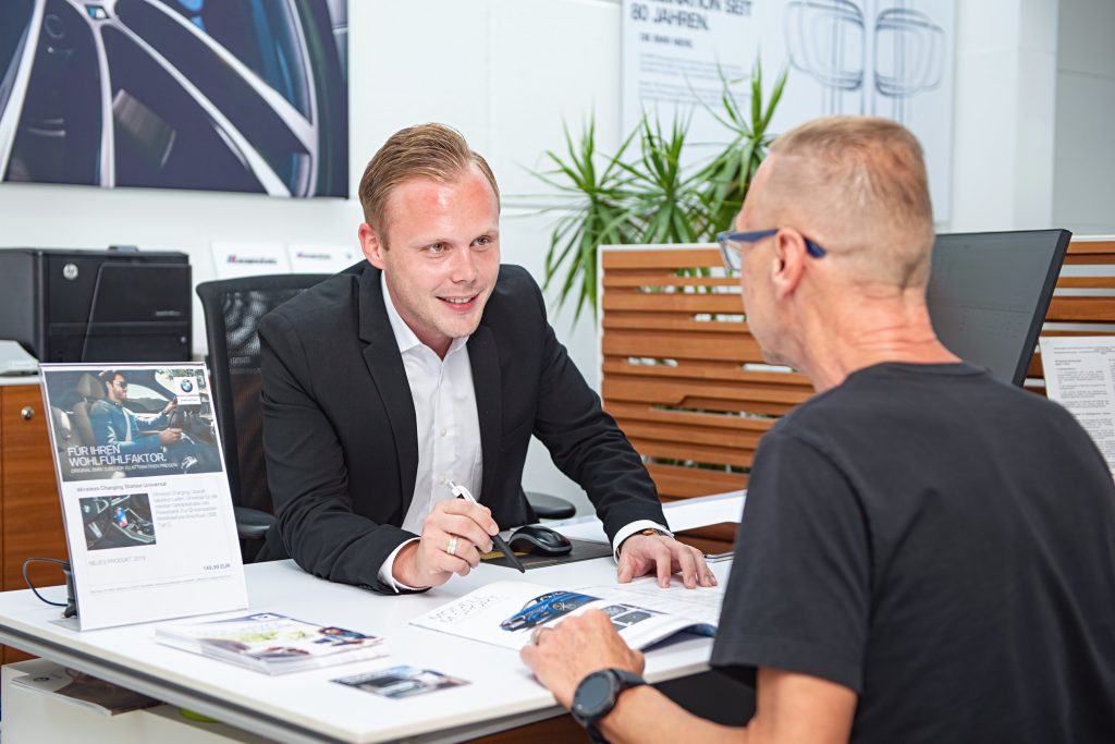 Inzahlungnahme, Kauf eines Neuwagens der Bayerische Motorenwerke AG, Angebot für Ihr aktuelles Fahrzeug, BMW SERVICE INCLUSIVE für Geschäftskunden